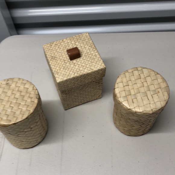 Set of (3) seagrass canisters - Picture 2 of 4